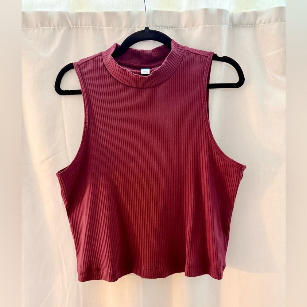 Old Navy Ribbed Mock Neck Cropped Tank Top - Burgundy NWOT
